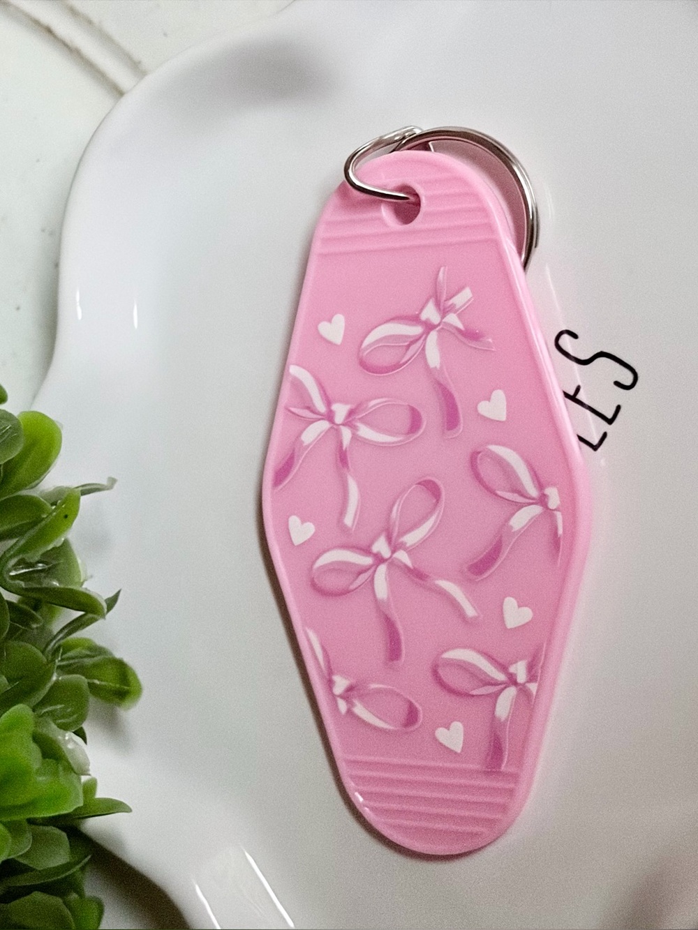 Keychain bundle (2) Motel Keychain Set - Pink,, Black - Picture 3 of 3